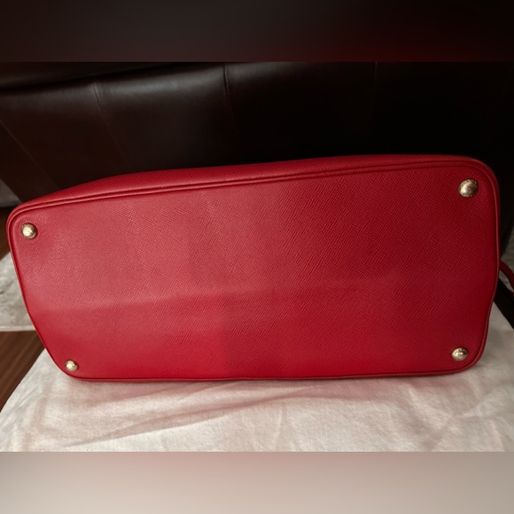 PRADA Saffiano Leather Red Handbag - Picture 6 of 10